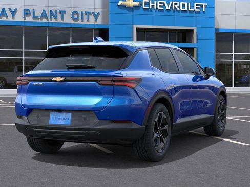New 2026 Chevrolet Equinox EV LT image 4