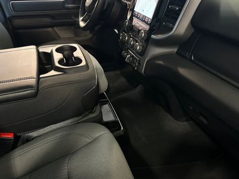 Used 2022 RAM 1500 Big Horn AWD/4WD image 18