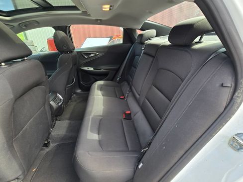 Used 2024 Chevrolet Malibu LT FWD image 16