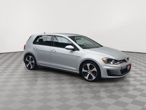 Used 2017 Volkswagen GTI S FWD image 35