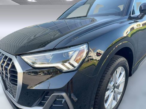 New 2025 Audi Q3 2.0T Premium image 11