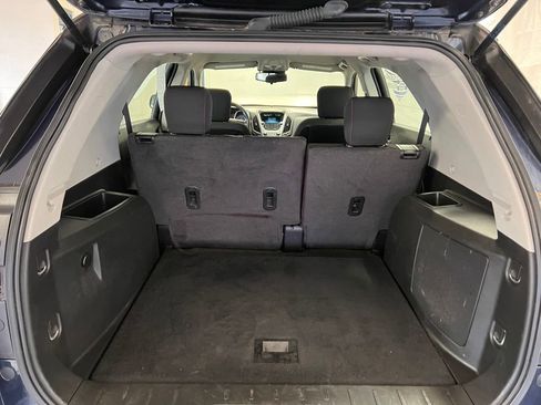 Used 2017 Chevrolet Equinox LS image 39