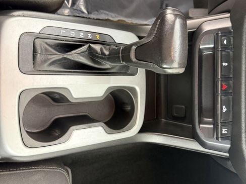 Used 2018 Chevrolet Colorado LT w/ LT Convenience Package image 20