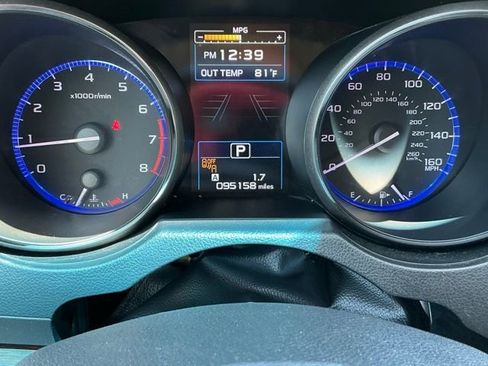 Used 2018 Subaru Outback 3.6R Touring AWD/4WD image 28