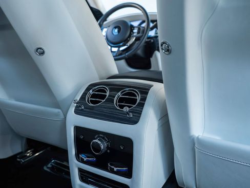 Used 2021 Rolls-Royce Ghost AWD/4WD image 60