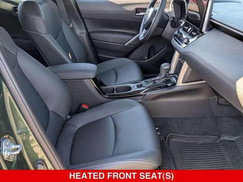 Used 2025 Toyota Corolla Cross XLE w/ Convenience Package AWD/4WD image 38