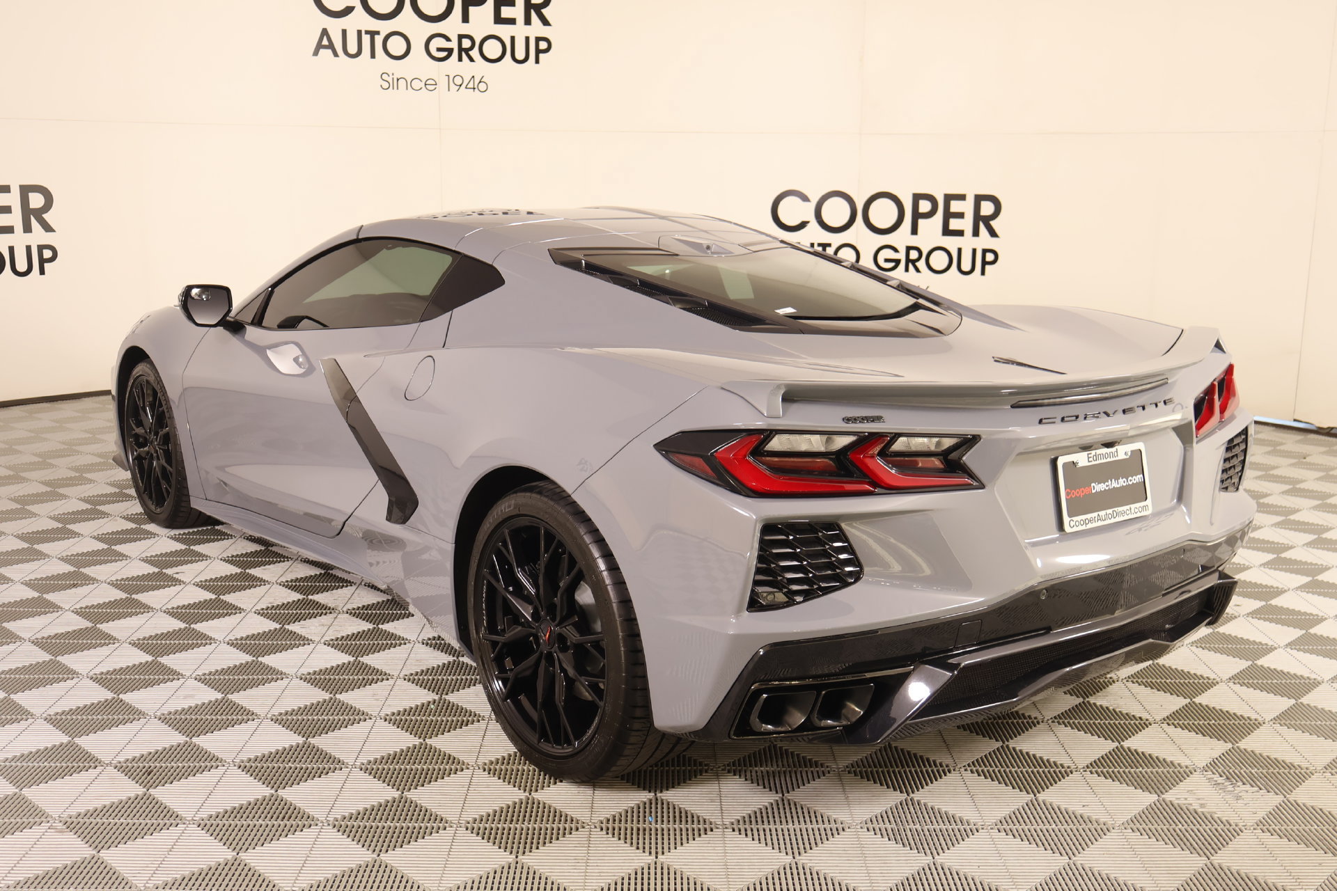 Used 2025 Chevrolet Corvette Stingray Coupe w/ 1LT RWD image 20