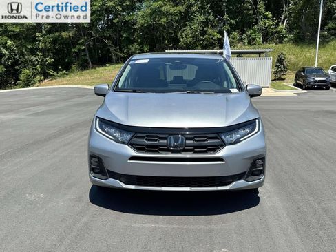 Certified 2025 Honda Odyssey EX-L image 2