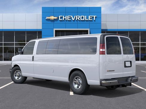 New 2025 Chevrolet Express 3500 LS image 3