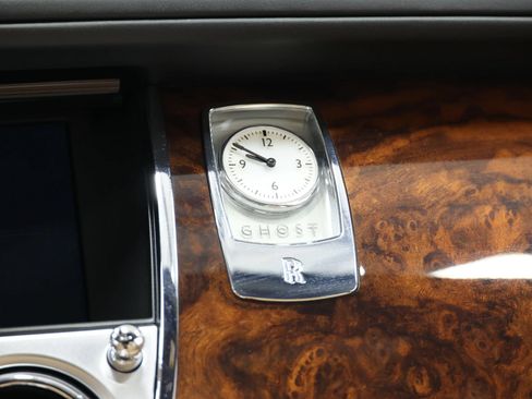 Used 2011 Rolls-Royce Ghost RWD image 40