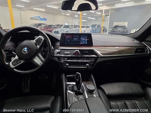 Used 2018 BMW 540i RWD image 23