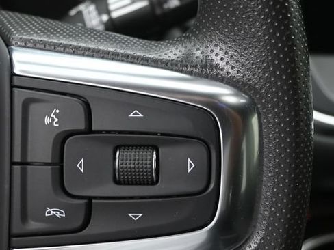 Used 2023 Chevrolet Blazer LT FWD image 16