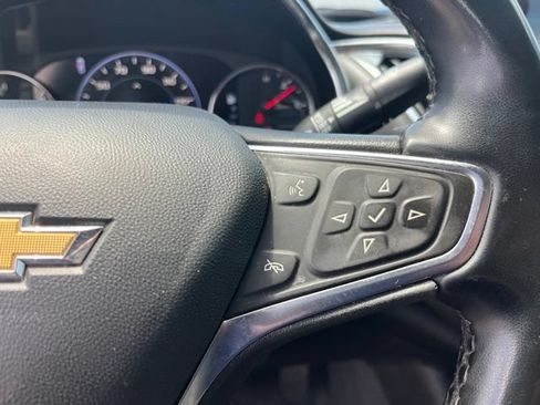 Used 2024 Chevrolet Malibu LT FWD image 19