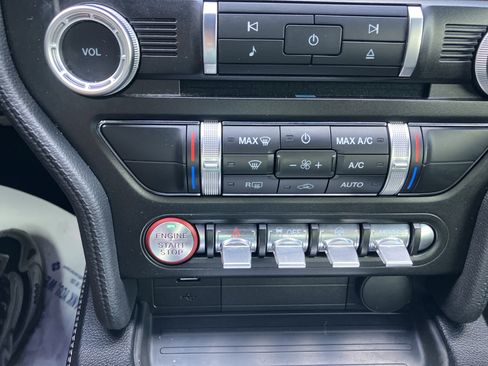Used 2022 Ford Mustang GT Premium w/ GT Performance Package RWD image 23