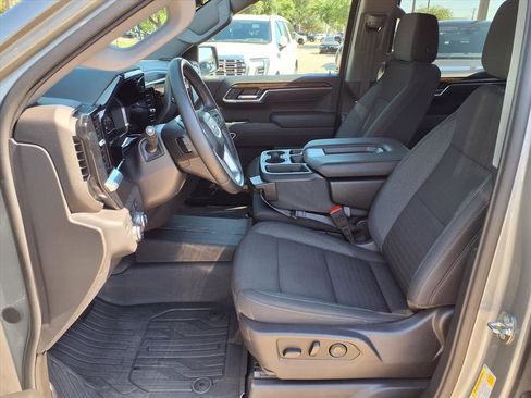 Used 2024 GMC Sierra 1500 Elevation image 21