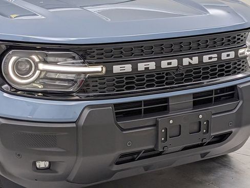 Certified 2025 Ford Bronco Sport Outer Banks w/ Outer Banks Tech Package+ AWD/4WD image 41