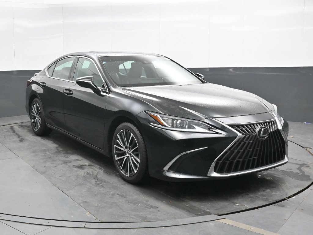 Used 2023 Lexus ES 350 w/ Premium Package FWD image 4