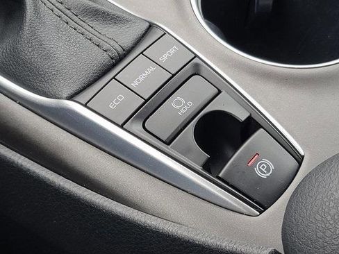 Used 2023 Toyota Camry LE image 27