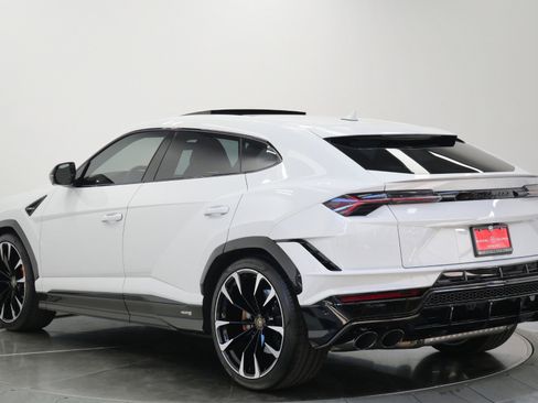 Used 2023 Lamborghini Urus S AWD/4WD image 7