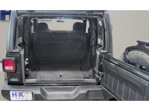 Used 2021 Jeep Wrangler Sport AWD/4WD image 22