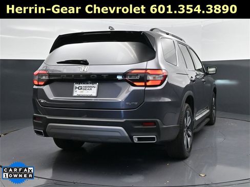 Used 2023 Honda Pilot Elite image 7