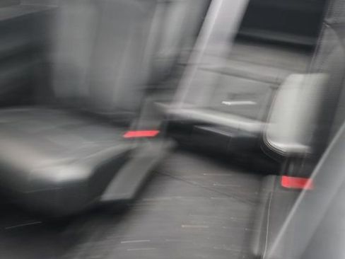 Used 2022 Jeep Wagoneer Series III w/ Premium Group I image 18