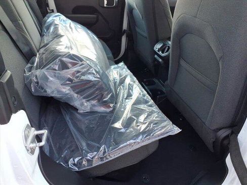 New 2026 Jeep Gladiator Sport image 18