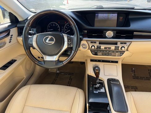 Used 2013 Lexus ES 350 image 16