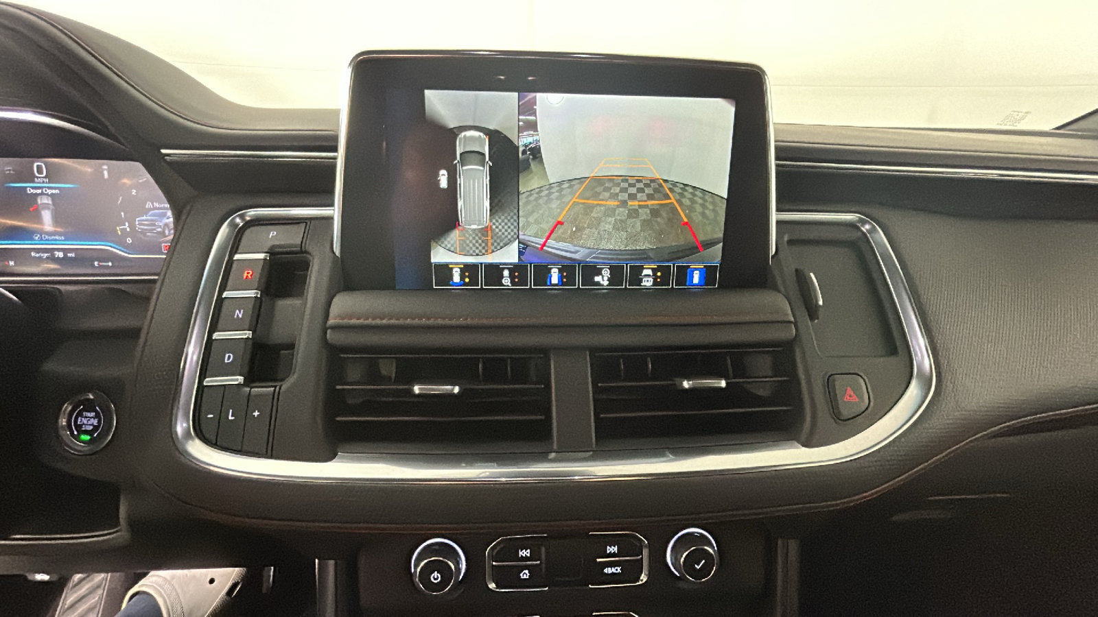 Used 2023 Chevrolet Tahoe RST w/ RST Performance Edition AWD/4WD image 29