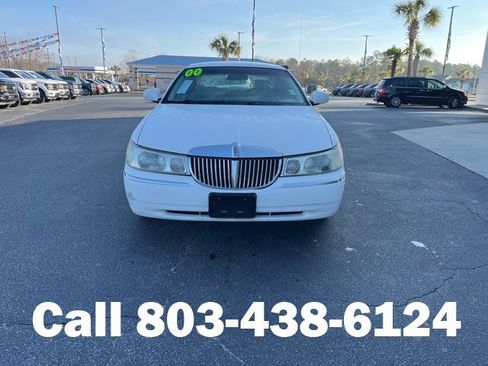 Used 2000 Lincoln Town Car Executive image 32