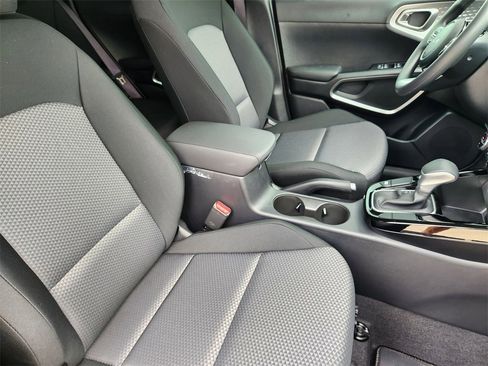 New 2025 Kia Soul S image 10