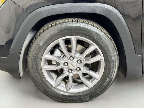 Certified 2022 GMC Terrain SLT w/ Infotainment Package II FWD image 30