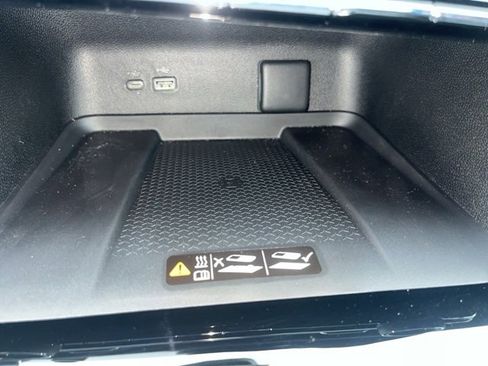 New 2026 Chevrolet Traverse Z71 w/ Enhanced Driving Package image 33