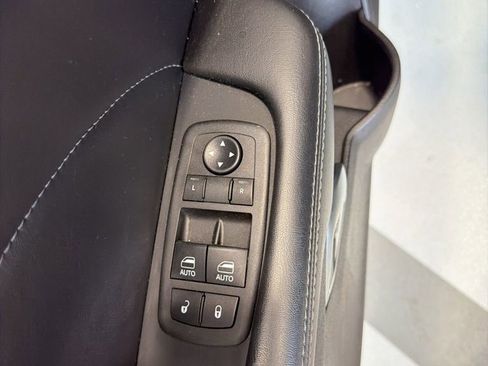 Used 2019 Dodge Challenger R/T Scat Pack w/ Plus Package RWD image 12