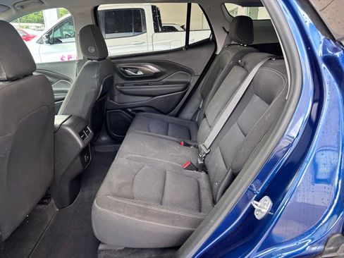 Used 2022 GMC Terrain SLE w/ Driver Convenience Package FWD image 13