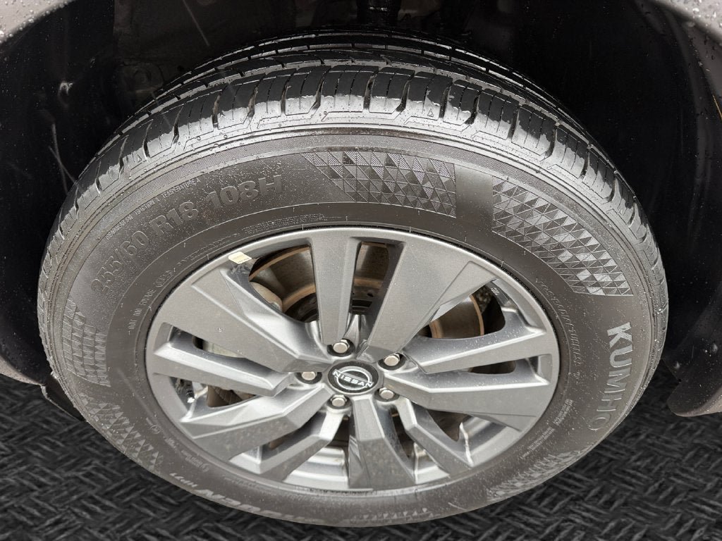 Used 2026 Nissan Pathfinder SV AWD/4WD image 11
