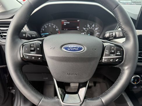 Certified 2022 Ford Escape SEL FWD image 29