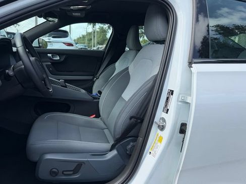 Used 2024 Polestar Polestar 2 RWD image 11