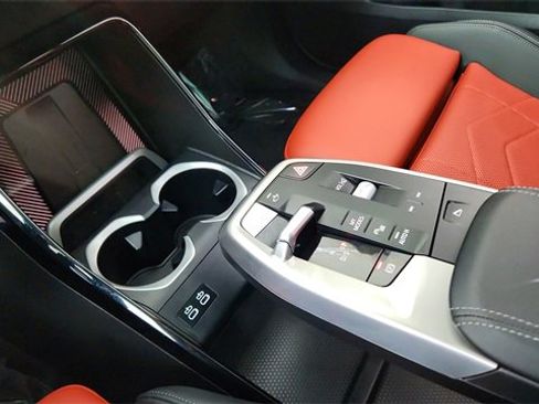 Used 2025 BMW X2 M35i image 50