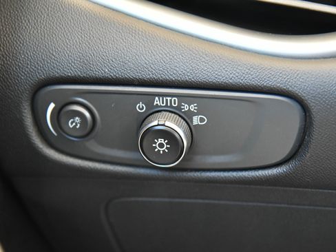 Used 2024 Chevrolet Malibu LT image 30