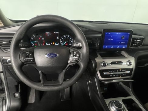 Used 2023 Ford Explorer 4WD image 18