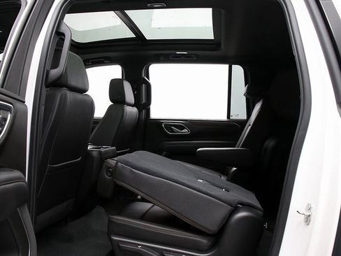 Certified 2021 Chevrolet Suburban High Country image 13