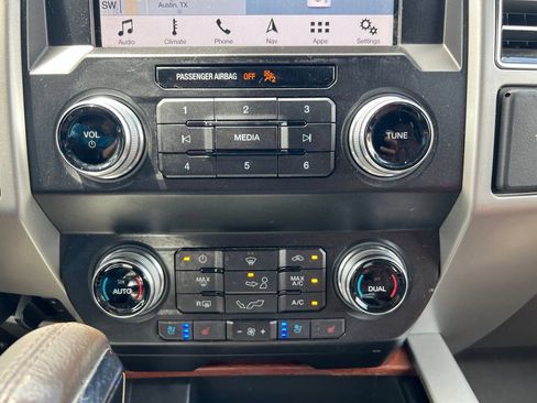Used 2019 Ford F150 King Ranch RWD image 20