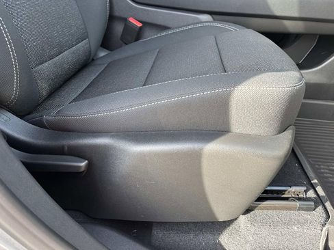 New 2026 Chevrolet Traverse LT image 13