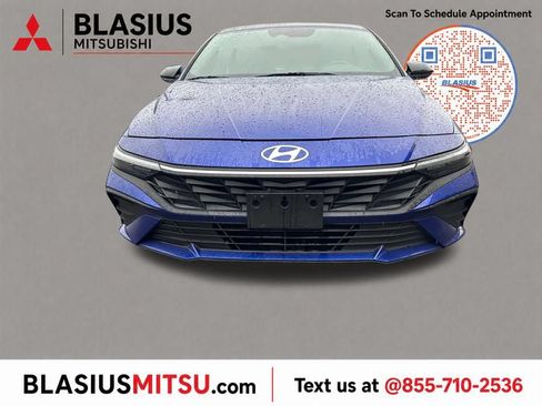 Used 2025 Hyundai Elantra Sport FWD image 19