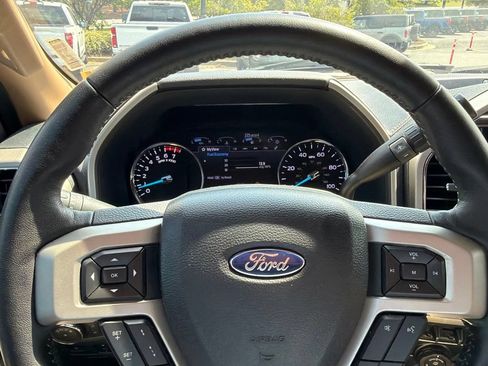 Used 2022 Ford F250 Lariat w/ Tremor Off-Road Package AWD/4WD image 7