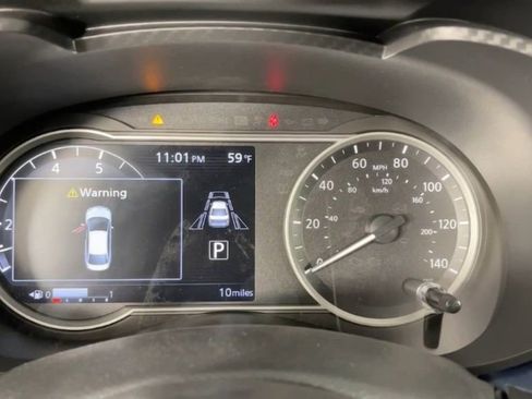 New 2025 Nissan Versa SV w/ Trunk Package image 25