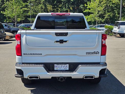 New 2026 Chevrolet Silverado 1500 High Country w/ Technology Package AWD/4WD image 4