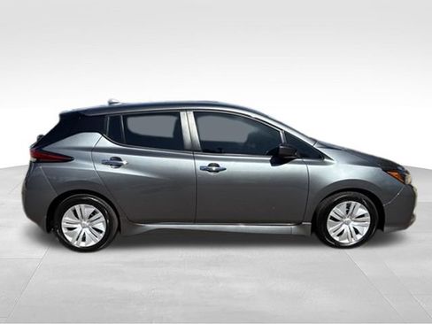 Certified 2025 Nissan Leaf S FWD image 13