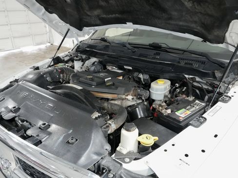 Used 2018 RAM 2500 SLT AWD/4WD image 34